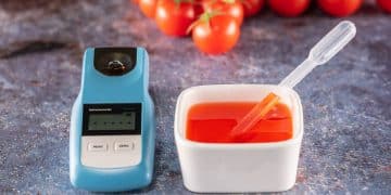 เครื่องวัดความหวานหรือ Brix Refractometer เป็นสิ่งจำเป็น